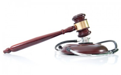 מה חשוב לבדוק לפני שבוחרים עורך דין נזקי גוף?